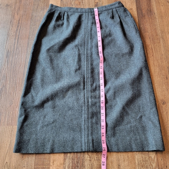 Vintage Pendleton Charcoal Gray Wool Skirt - Picture 7 of 7